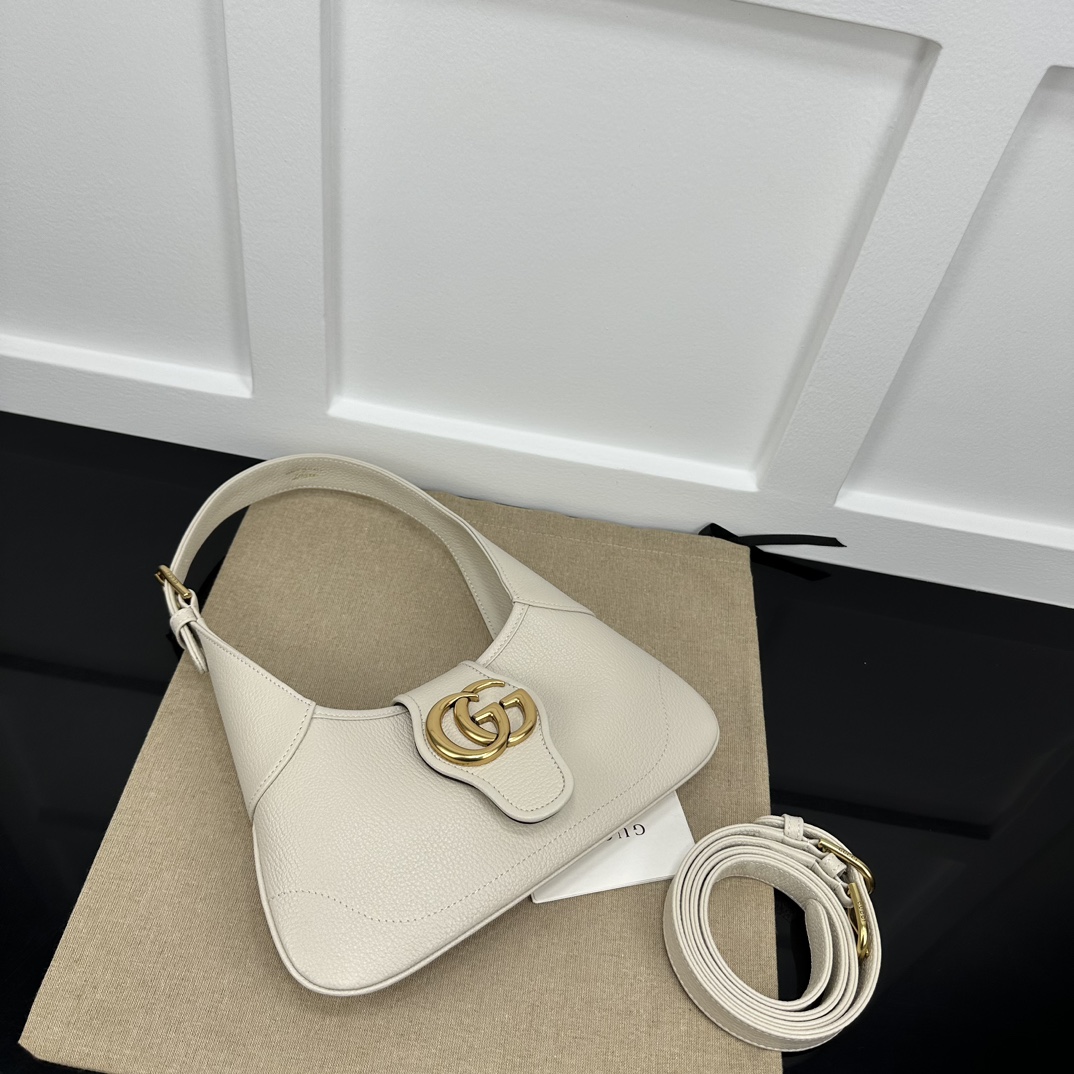 Gucci Hobo Bags